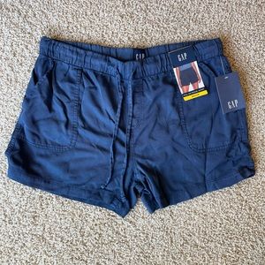 Gap pull on shorts